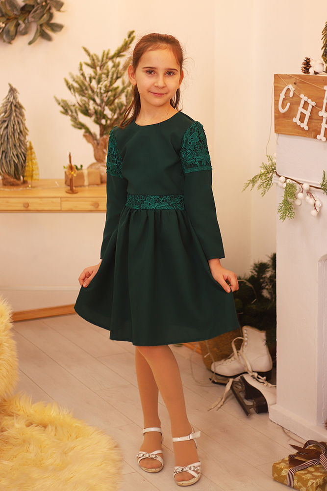 

Платье GoldenWomen Практичное для Девочки 120-126 Темно-зеленый Украина
