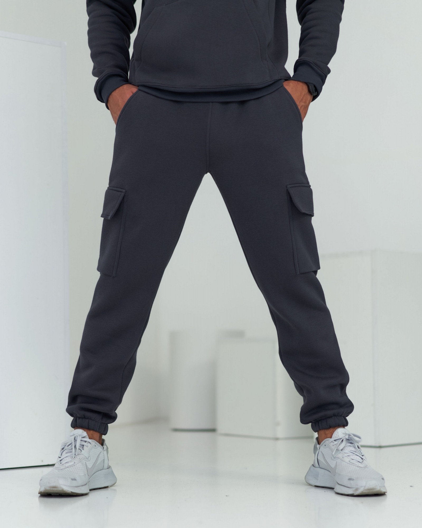 

Спортивные штаны зимние GR8 active wear модель 8w3-фуме-серый размер L