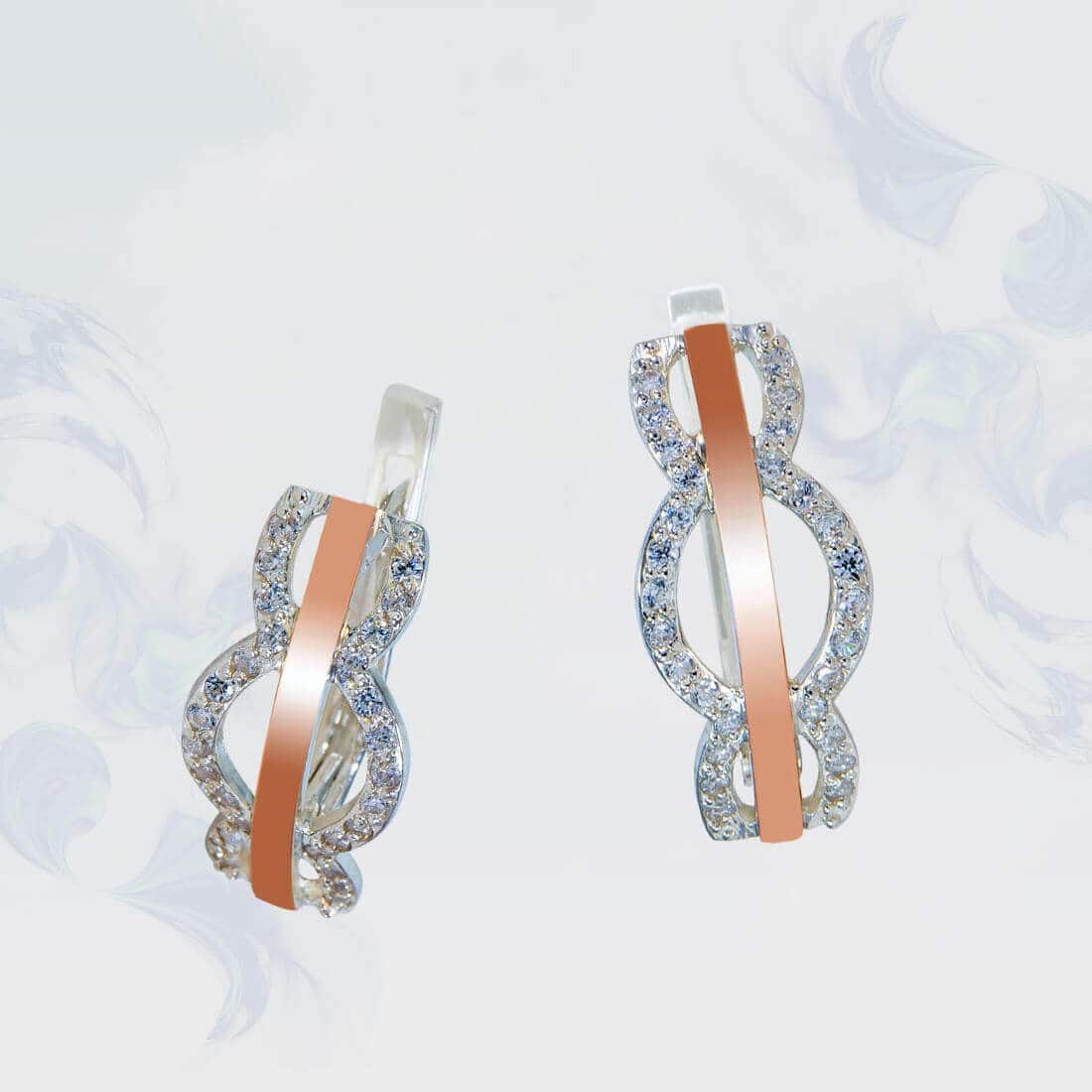 

Серьги из серебра с золотыми вставками SilverUA модель 143