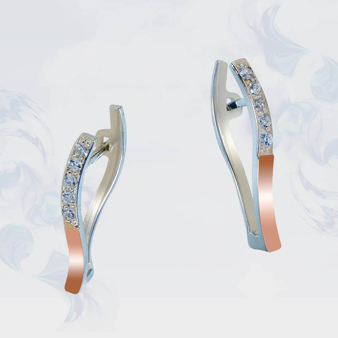 

Серьги из серебра с золотыми вставками SilverUA модель 184