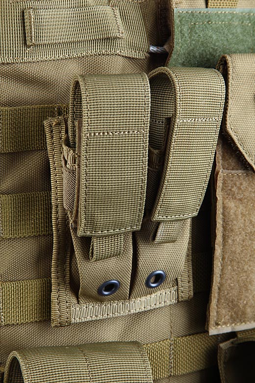 

Двойной магазинный подсумок для пистолетных магазинов молле Shark Molle 9mm Pistol Double Mag Pouch 80001202, 900D AT FG ( Атакс ФГ)