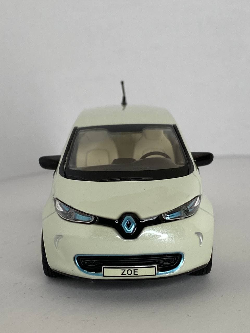 Renault store zoe miniature