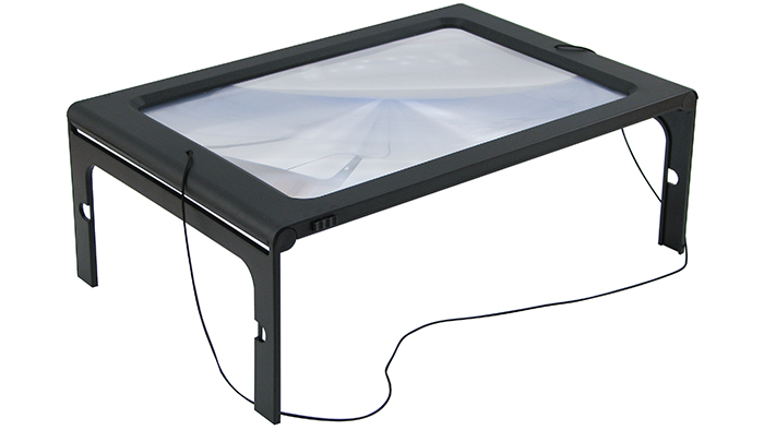 

Линза Френеля с подсветкой Magnifier TH-275205B