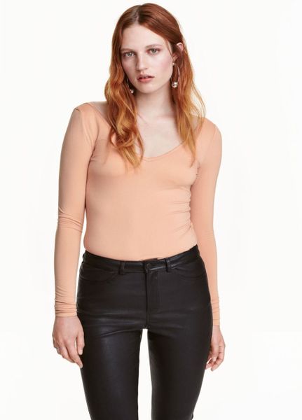 

Пуловер H&M 34 абрикосовый (1084-703)