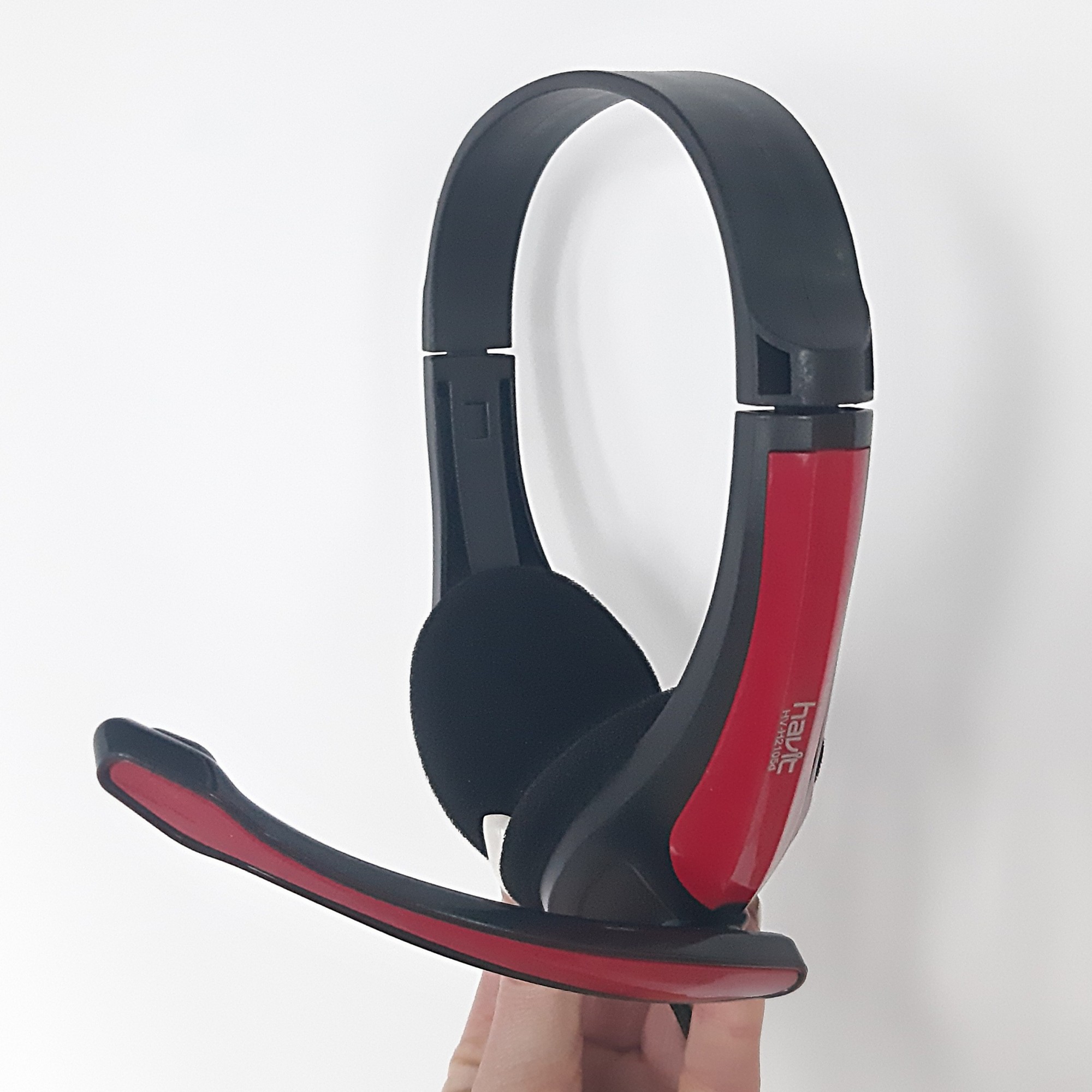

Наушники накладные проводные Havit HV-H2105D с выдвижным микрофоном, Black/Red