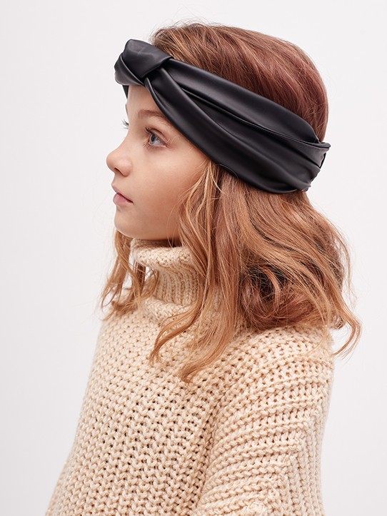 

Весняна повязка для дівчинки DEMBOHOUSE Палермо 50-54 Чорний