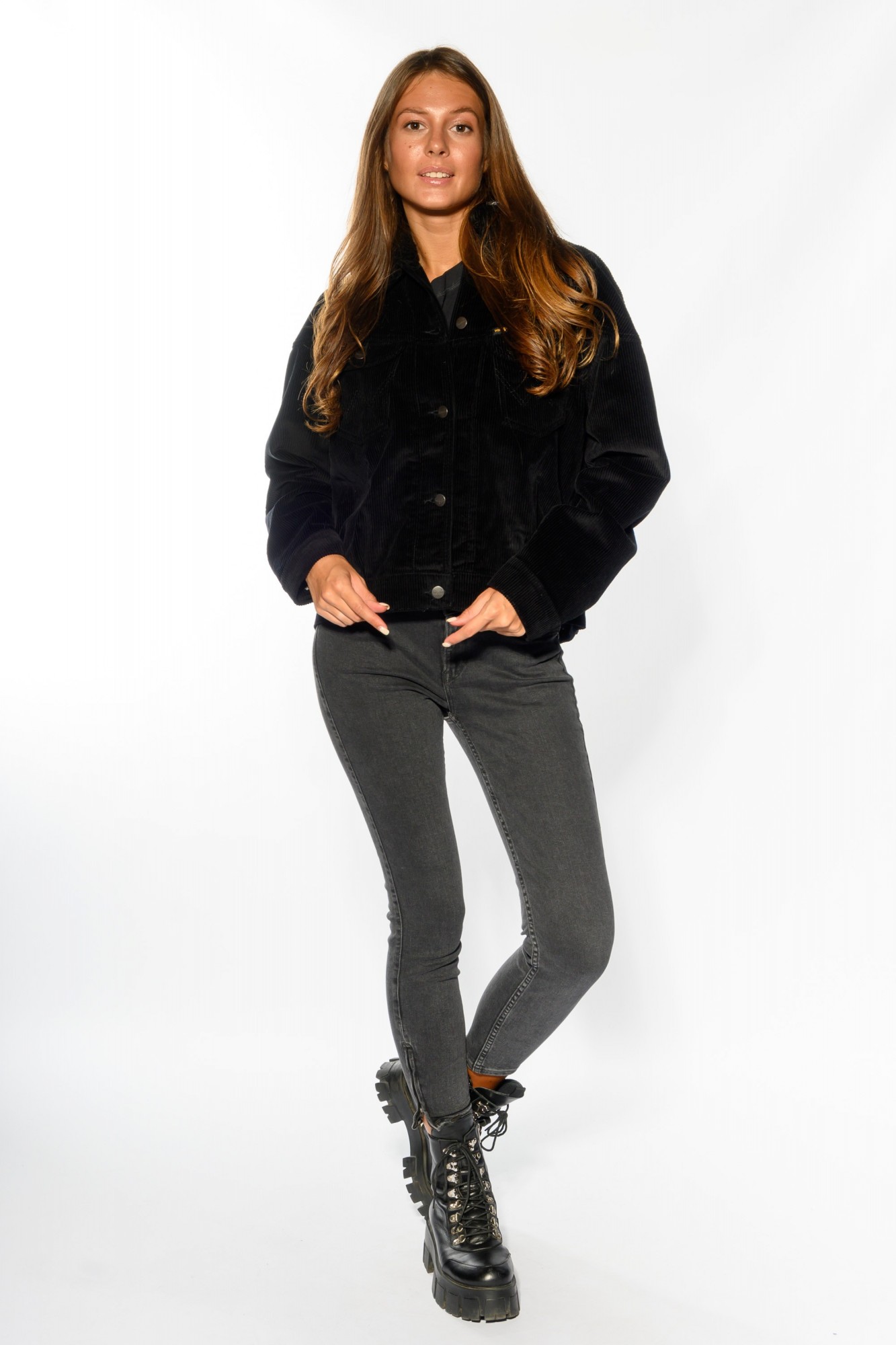 

Куртка вельветовая Wrangler 80´S Western Jacket Loose Fit -00, Куртка вельветовая Wrangler 80´S Western Jacket Loose Fit L-00