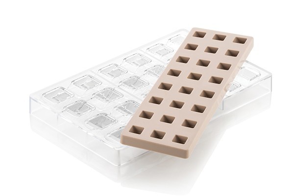 

Форма для шоколада QUADRO 25х25 мм h15 (24 шт.) Silikomart