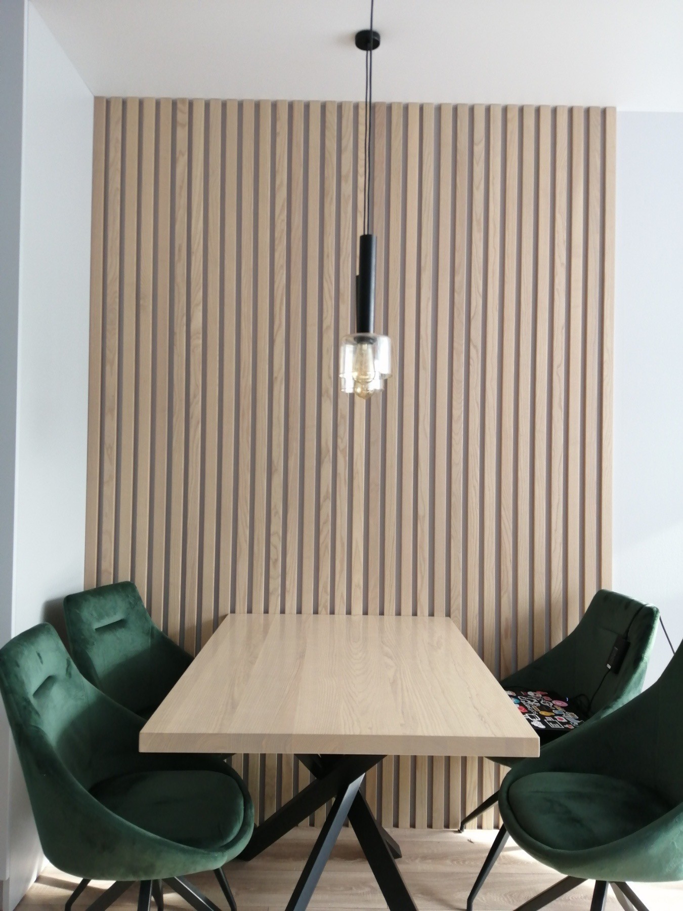 

Деревянная столешница WoodGood Селект 1600*800 мм ясень SLT.S 3006