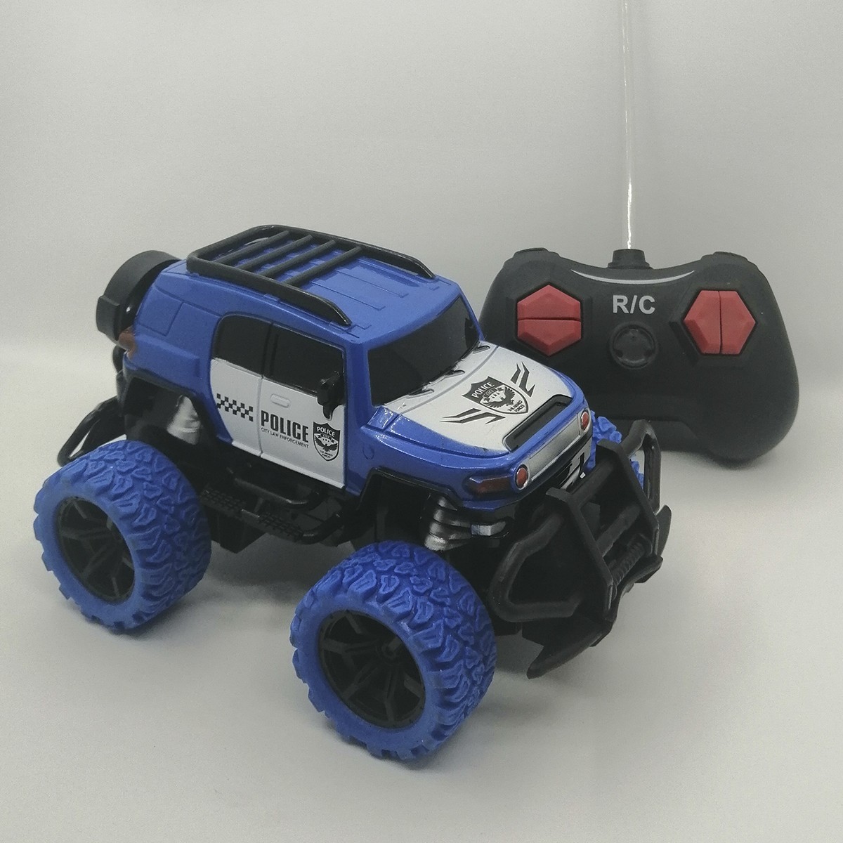 

Машинка на пульте радиоуправления Джип Вездеход C91 Mini Climber автомобиль на р/у (222-206) (white-blue)