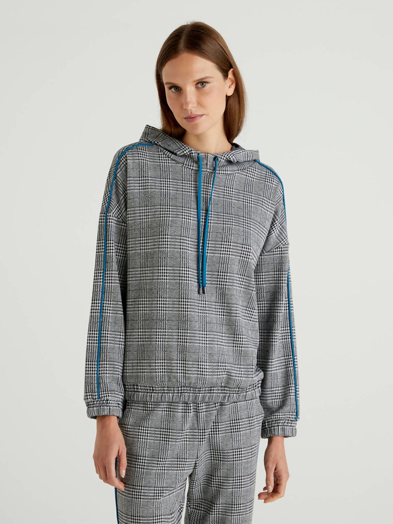 

Худи United Colors of Benetton 3YZQE2282-901, Худи United Colors of Benetton 3YZQE2282-901 XS