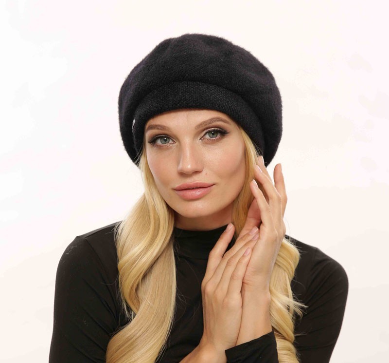 

Женский берет CR-30178-BLK one size черный