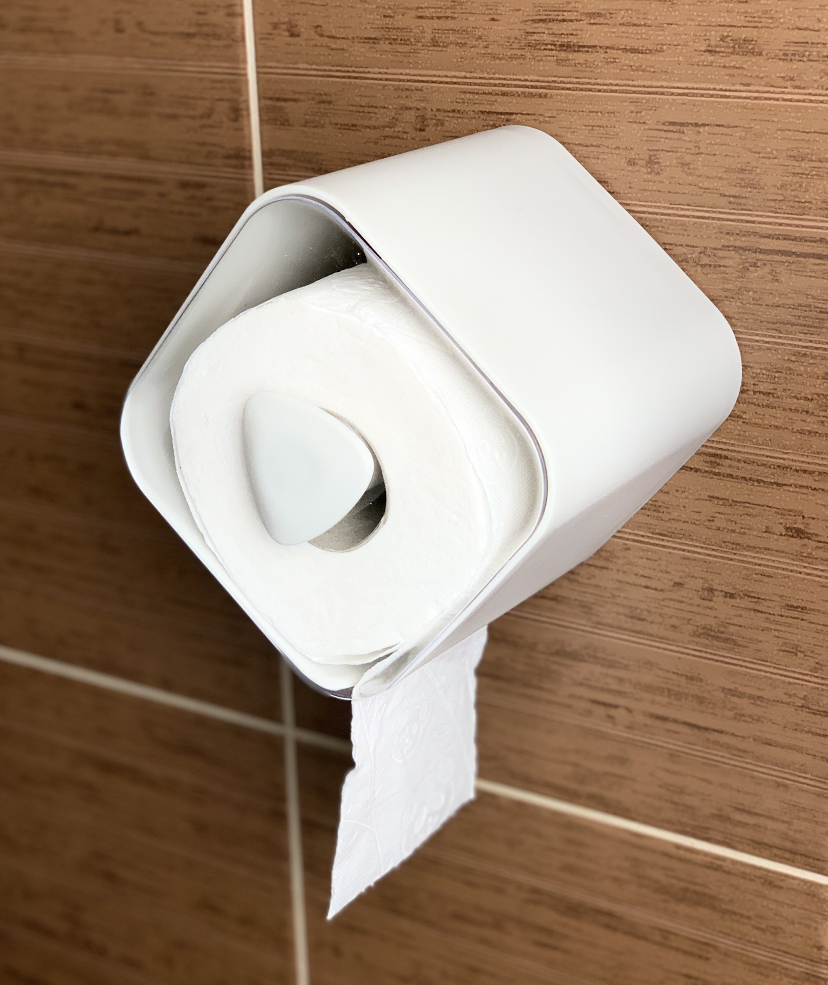 

Держатель для туалетной бумаги Paper Holder бело-серый