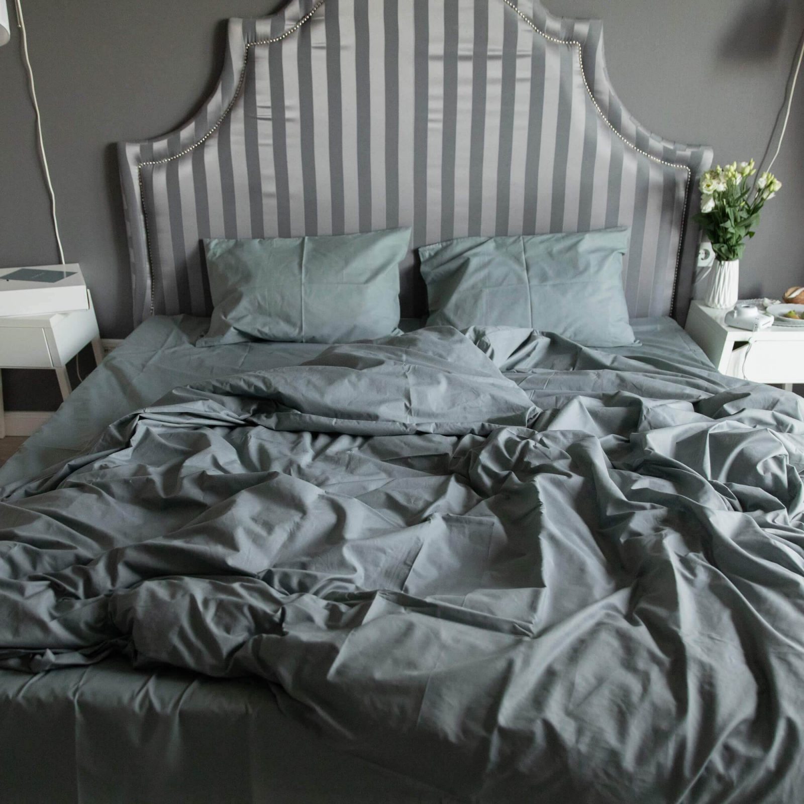 

Комплект постельного белья YoHome Двуспальный 180р с резинкой Бязь Изумрудный 180х215 (Tser_2_1.8р)