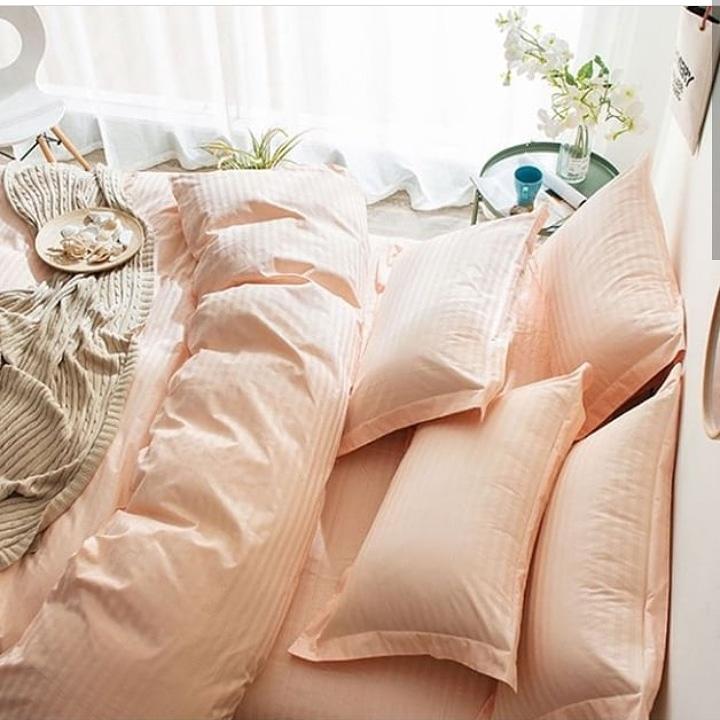 

Комплект Постельного Белья в Полоску Страйп-Сатин ЕВРО Розовый XR HOME TEXTILE