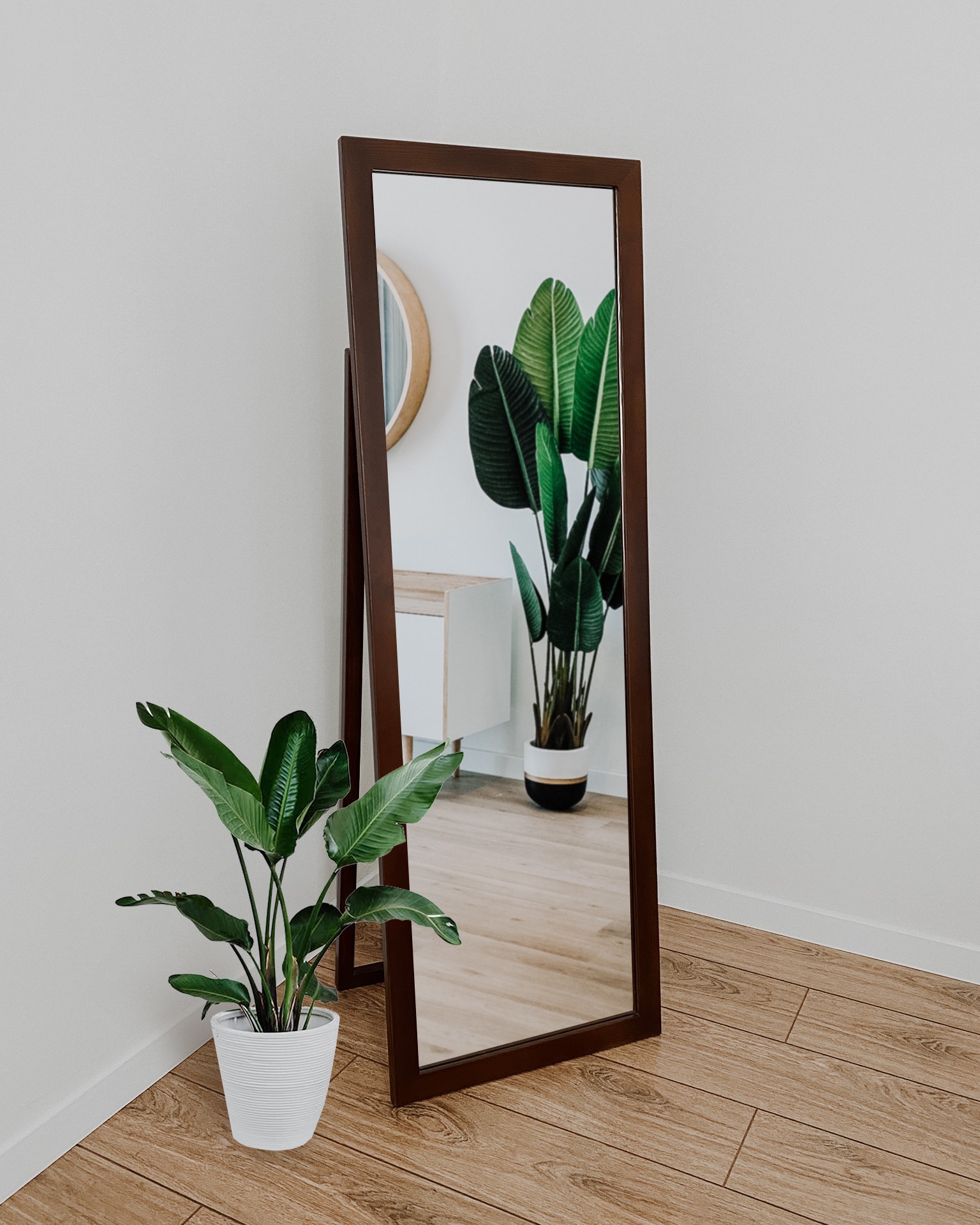 

Зеркало напольное в деревянной раме HomeDeco темно-коричневое 170х60