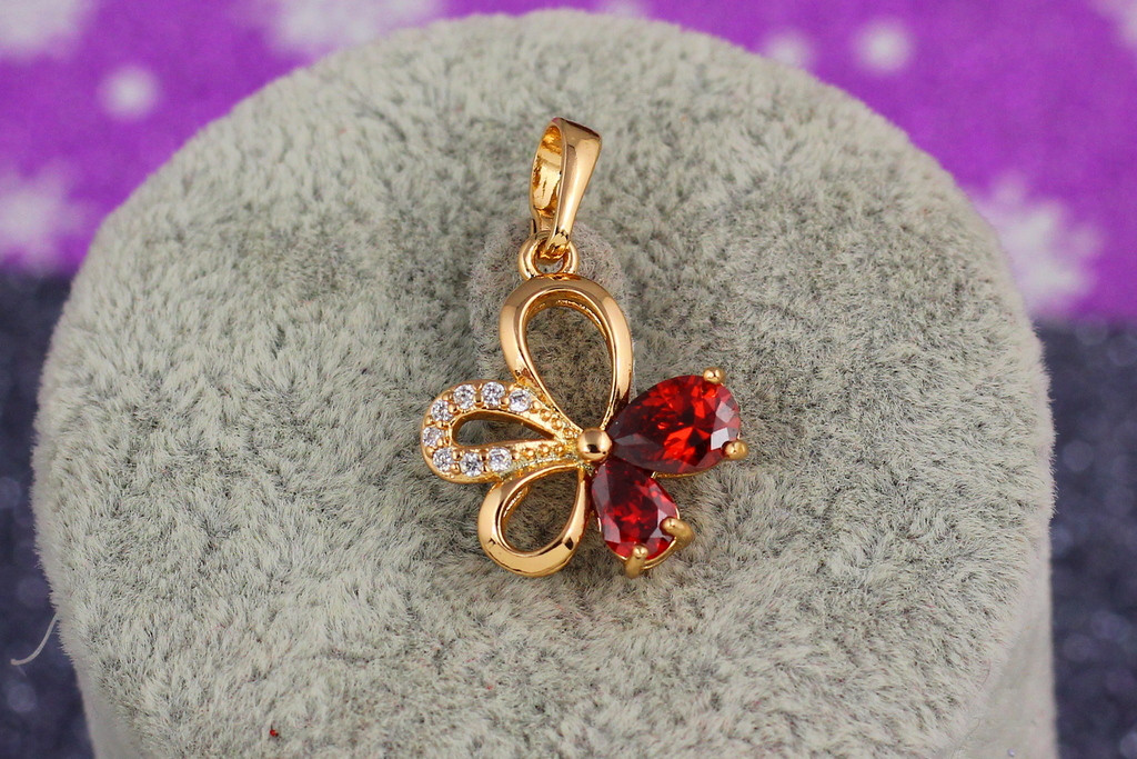 

Кулон Xuping Jewelry цветок с красными камнями 1. 7 см золотистый