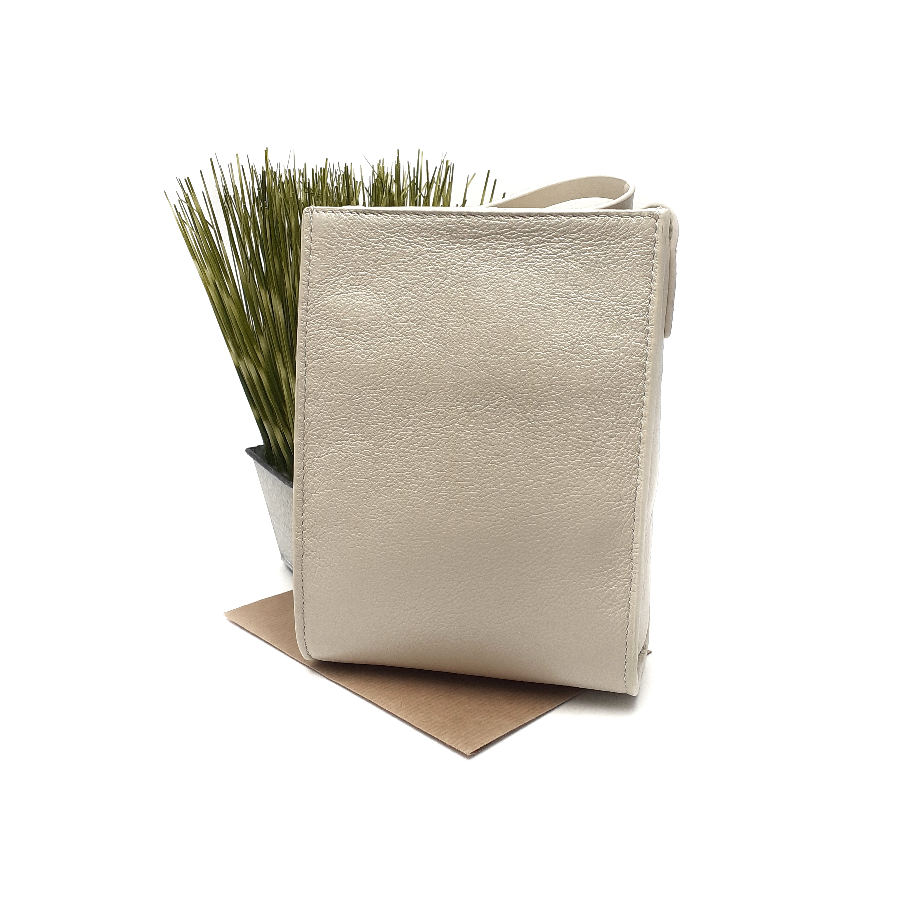 

Женская сумка мини Vito Torelli белая 6785 white