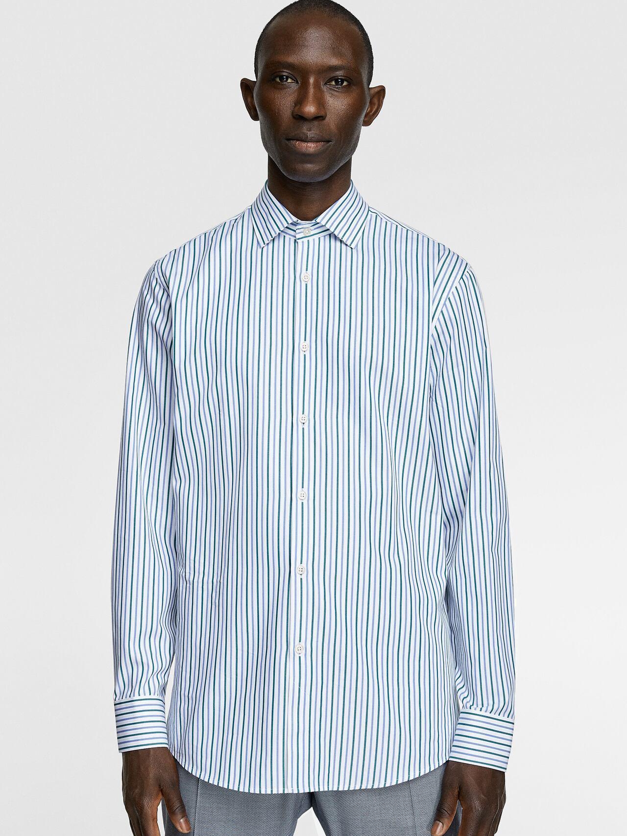 

Рубашка Zara XAZ245161UMNT M Белая в цветную полоску