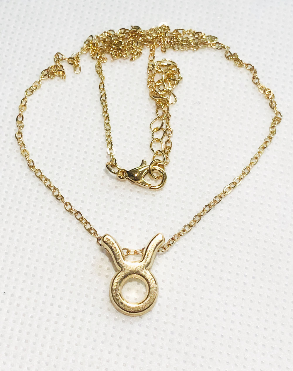 

Колье Primo с подвеской знак зодиака Taurus (Телец) - Gold