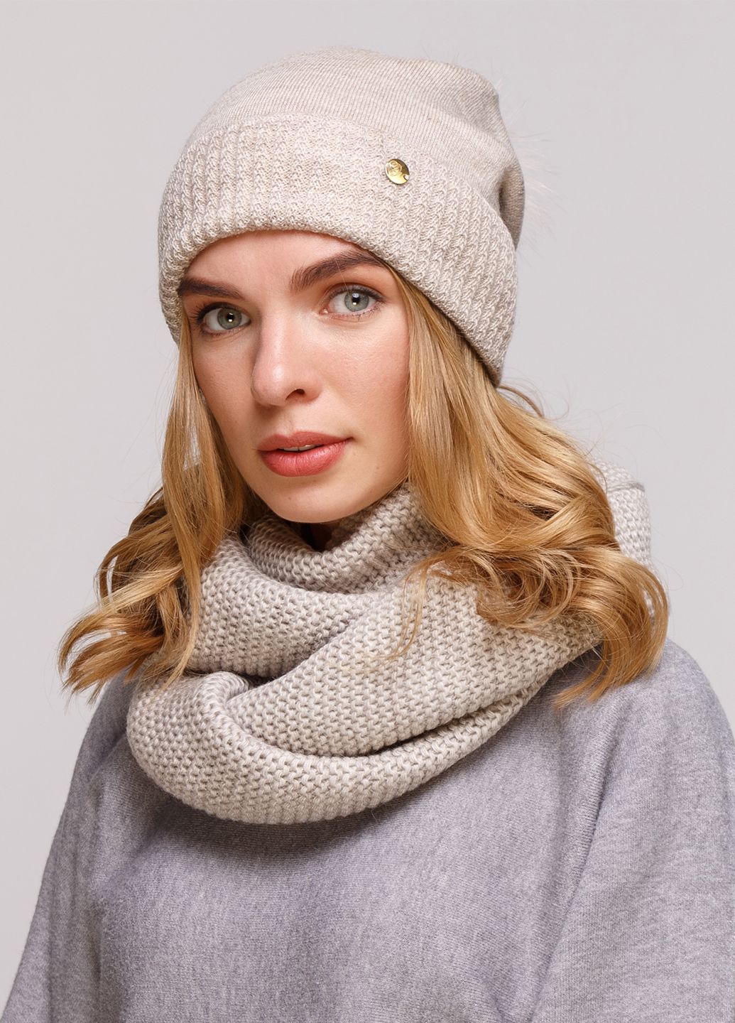 

Комплект (шапка, шарф-снуд) DeMari 56-60 см 660064