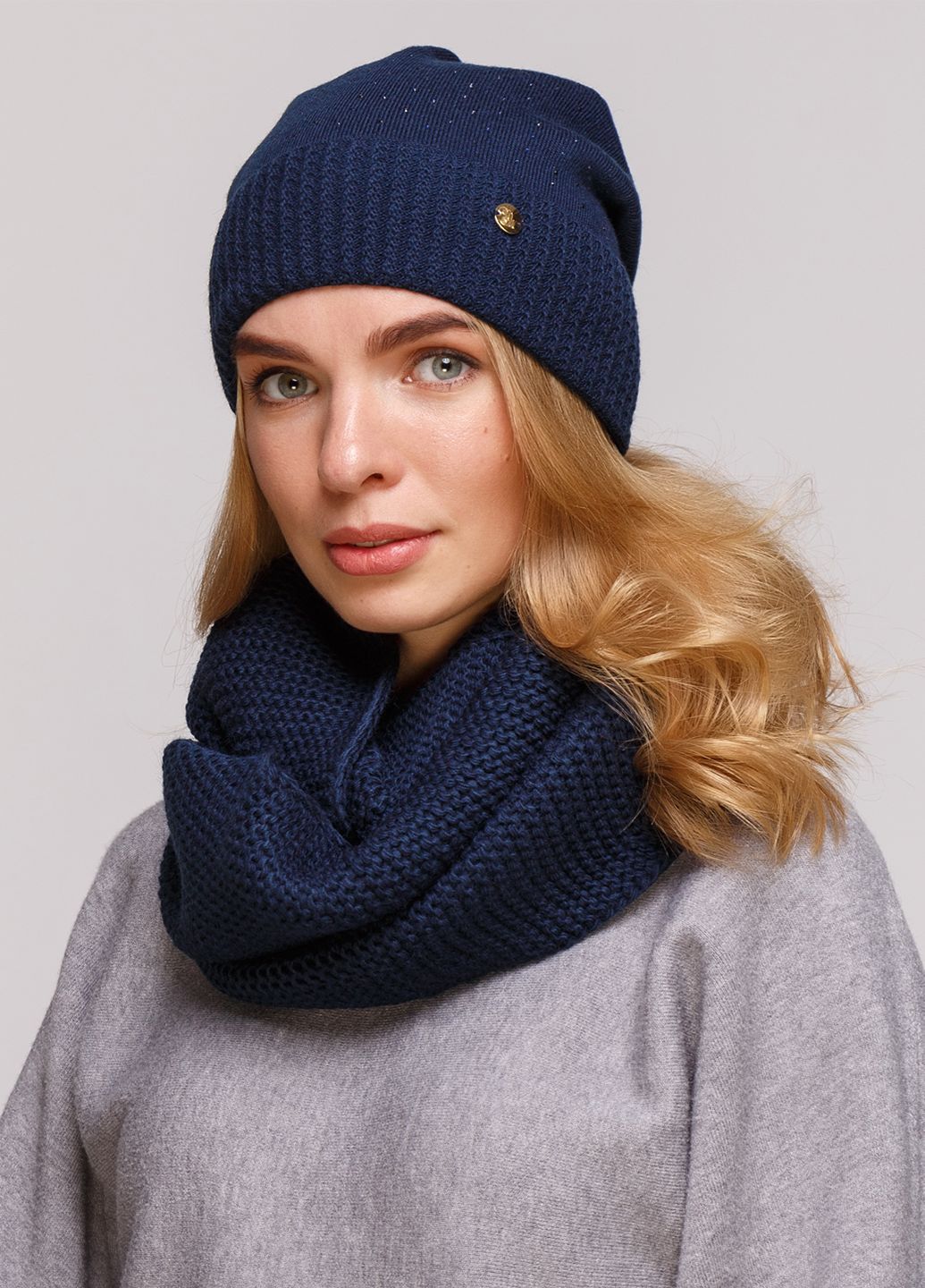

Комплект (шапка, шарф-снуд) DeMari 56-60 см 660022
