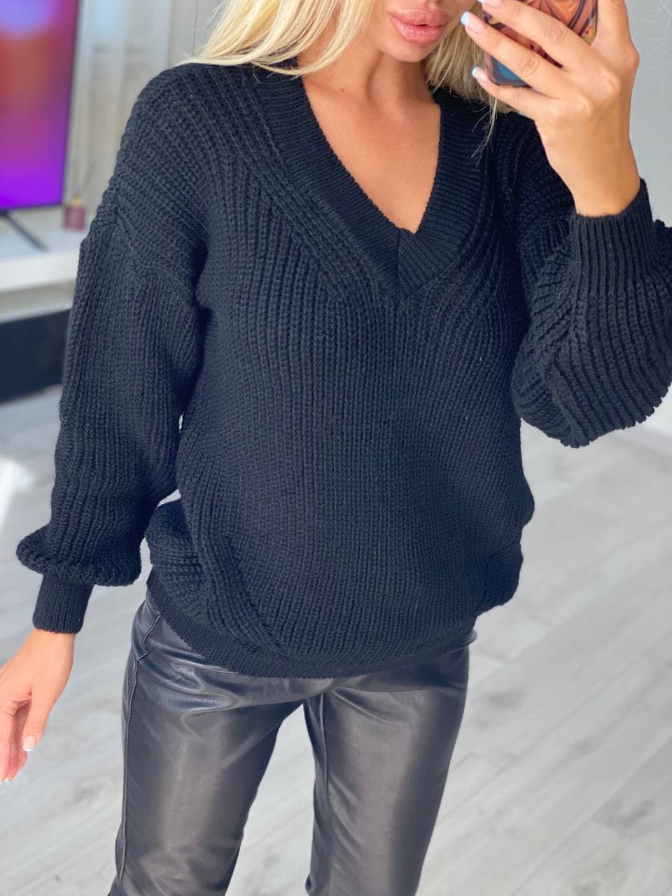 

Fashions • Свитер женскии оверсаи з Ника Fashions - черный (850-нс, Fashions • Свитер женскии оверсаи з Ника Fashions 42-52 черный (850-нс)