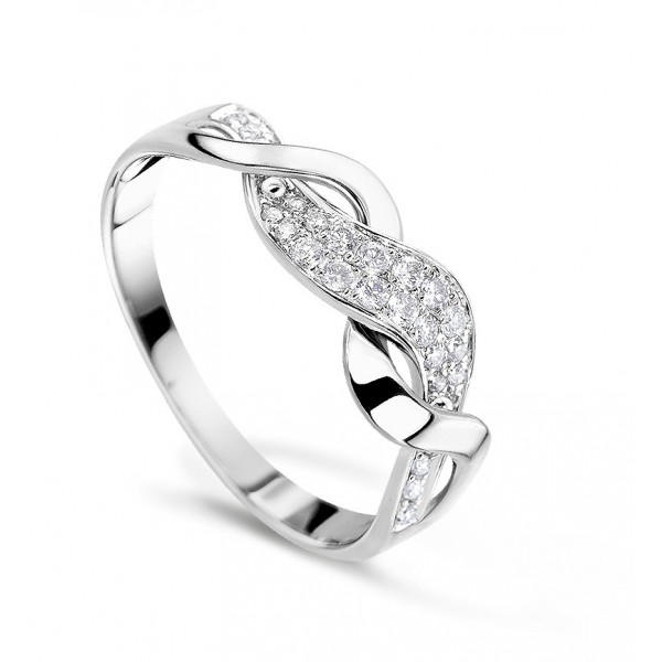 

Золотое кольцо с бриллиантами W 0186 размер 17