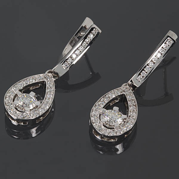 

Золотые серьги с бриллиантами "Мариетта" W 8375