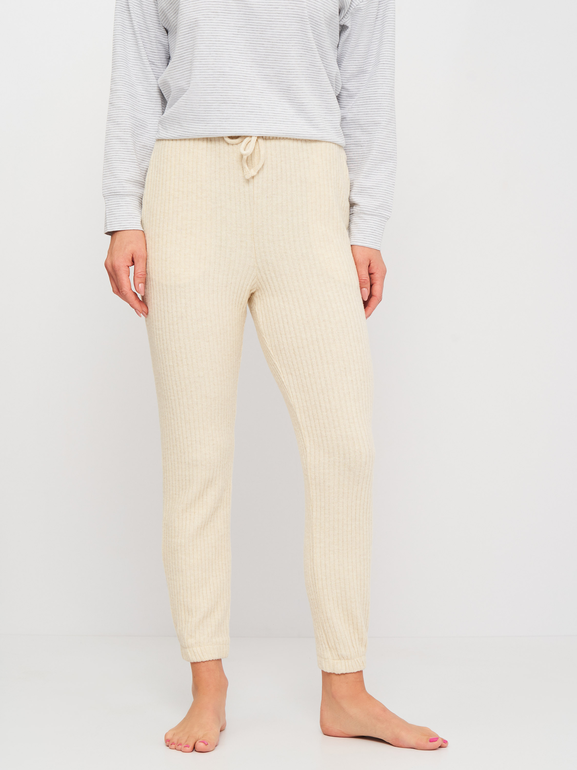 

Брюки H&M 2008-9343783 152 см Молочные