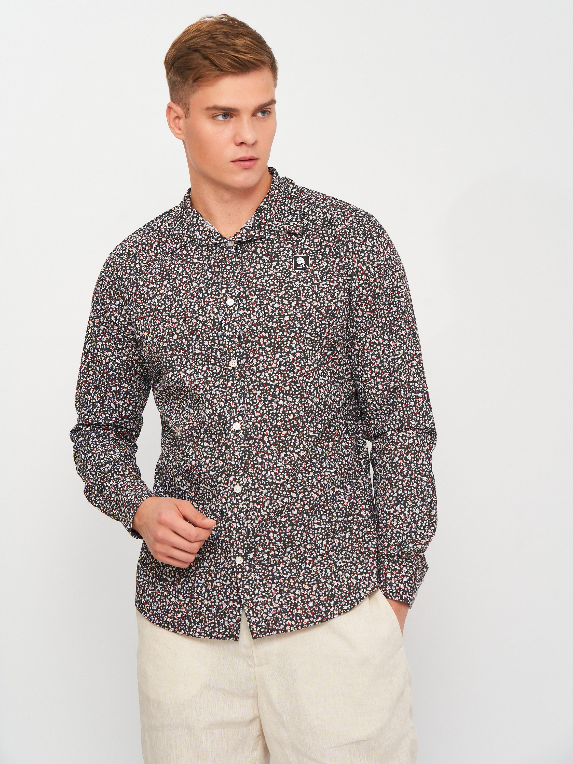 

Рубашка H&M 709-5016169 L Черная цветы