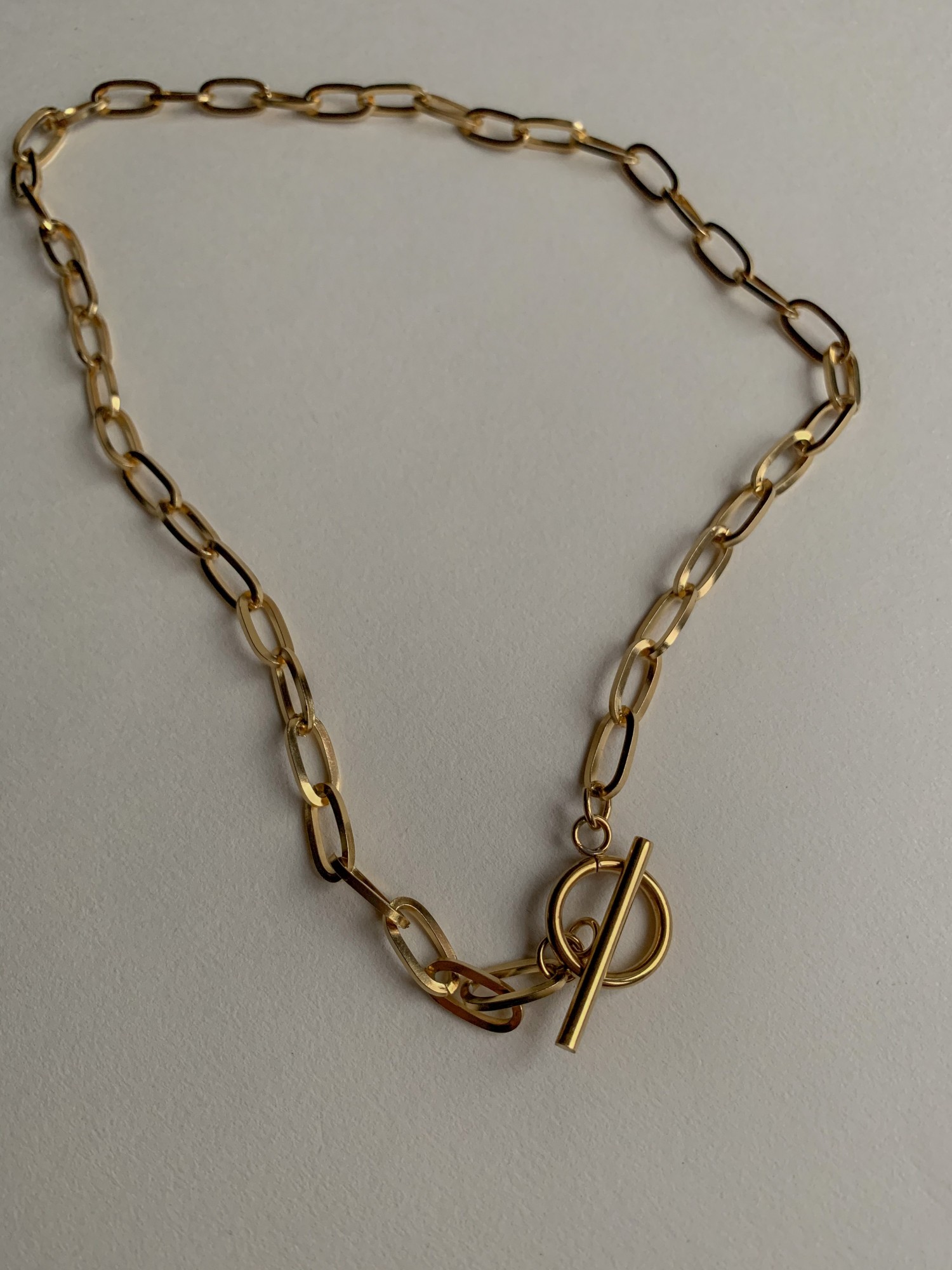 

Цепочка с замком тогл Steel gold, из ювелирной стали с позолотой 18к, не боится воды, не темнеет