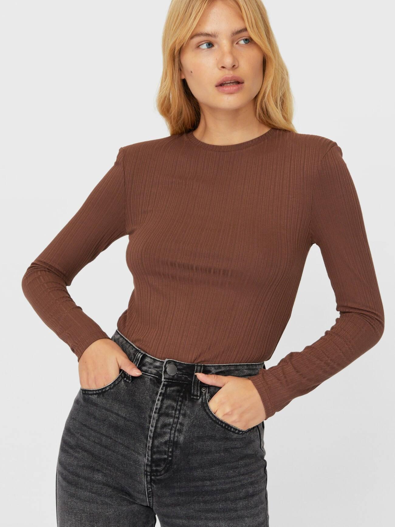 

Лонгслив Stradivarius XAZ283734SRPC M Какао