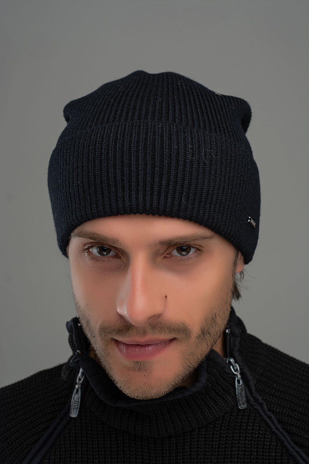 

Шапка Leks/Jolie Лофт 55-59 Черный