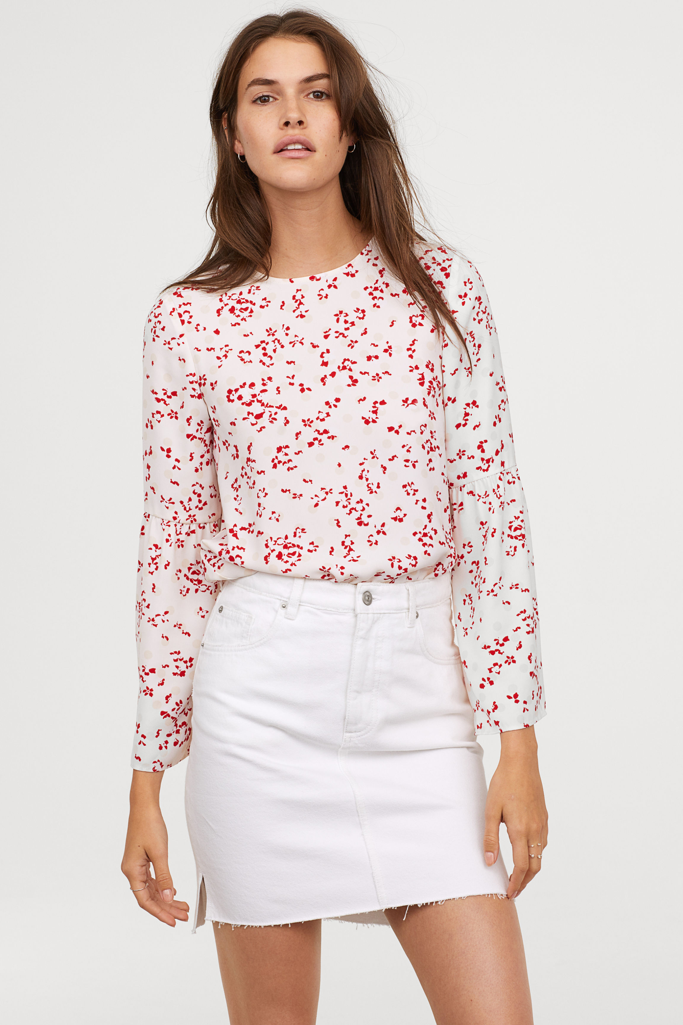 

Блуза H&M 0687304-03  белый, Блуза H&M 0687304-03 32 белый