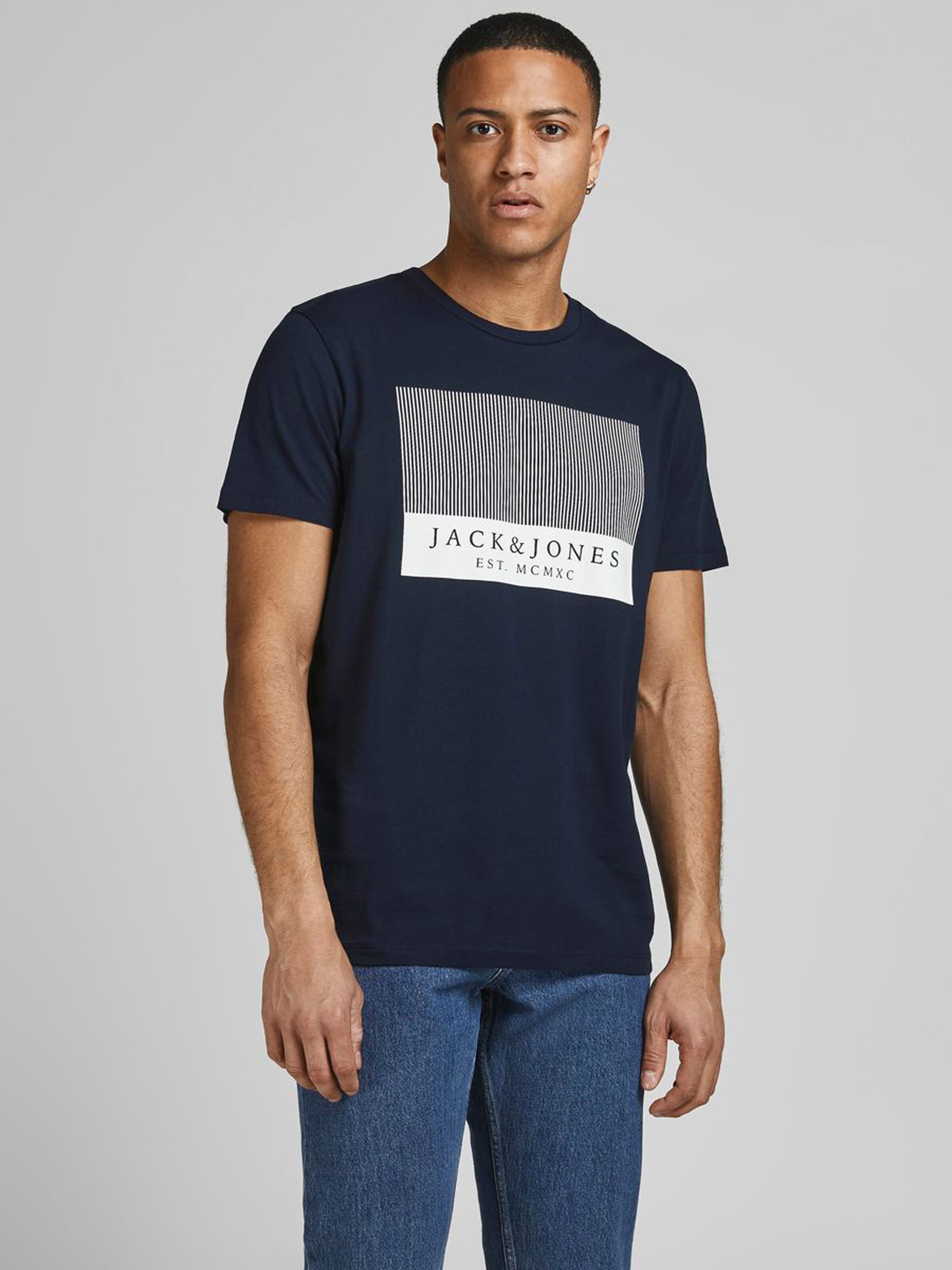 

Футболка Jack & Jones 12189163 L Navy Blazer