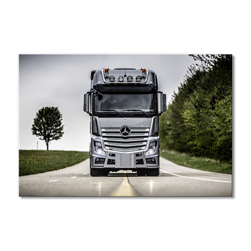 

Модульная картина Artel «Грузовик мерседес Бенц mp4» 1 модуль 50x75 см