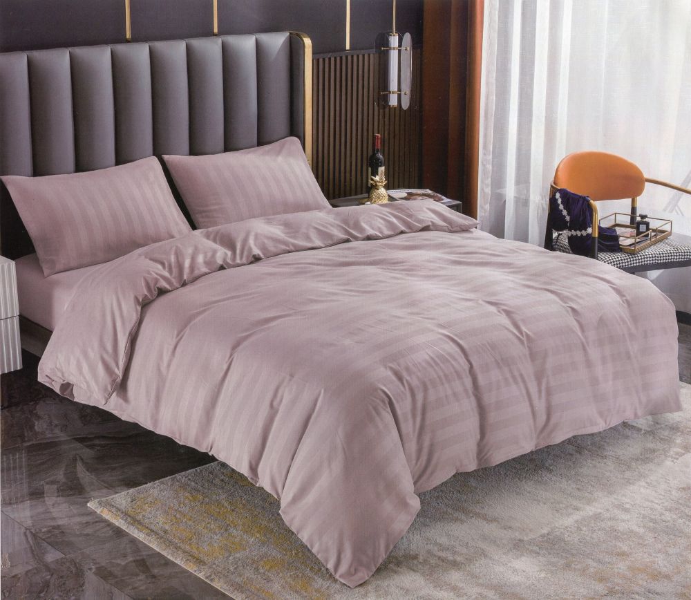 

Постельное белье евро Colorful Home светло-розовое (сатин)