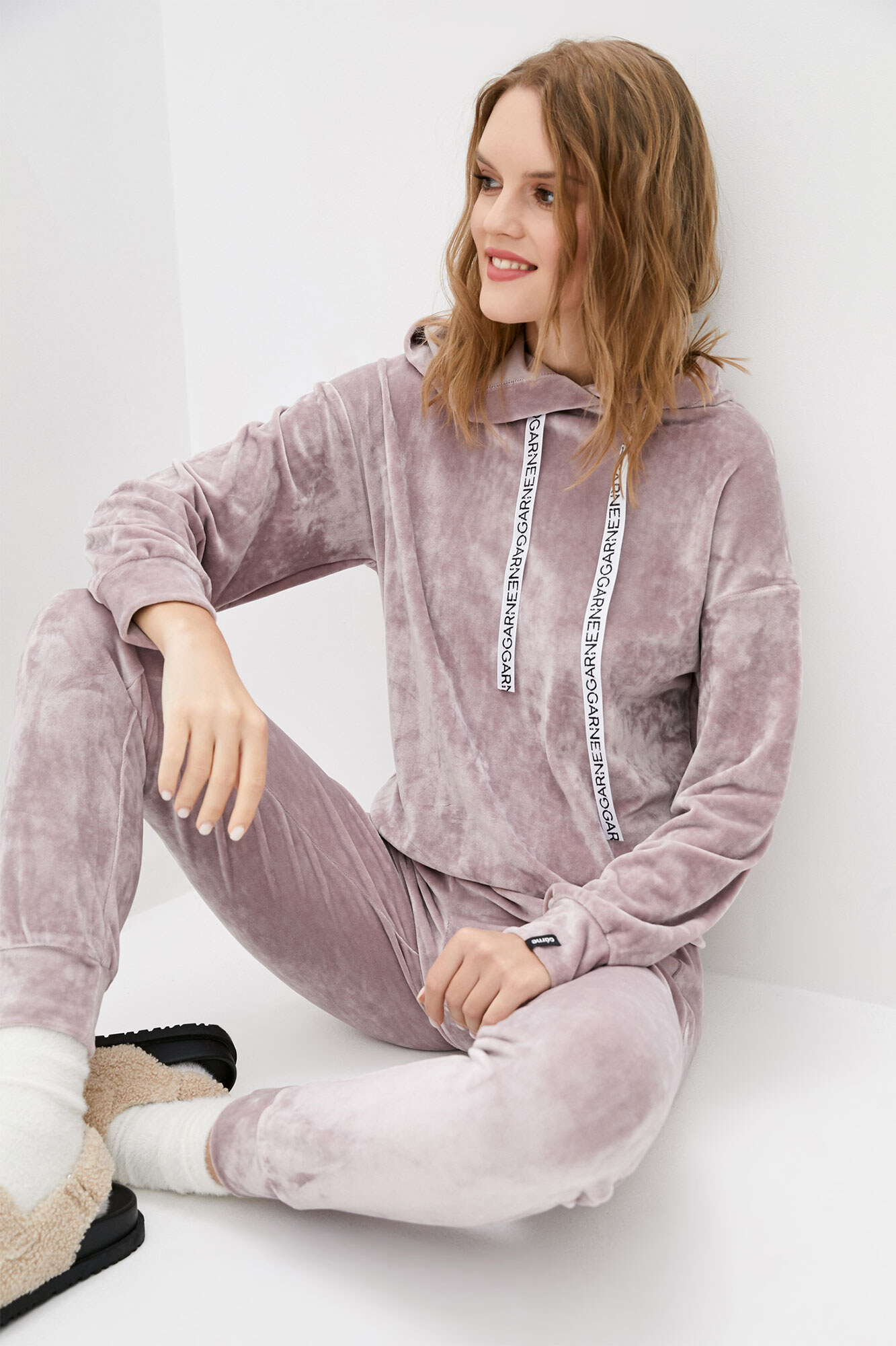 

Свитшот Garne DONATA 3XL Розовый