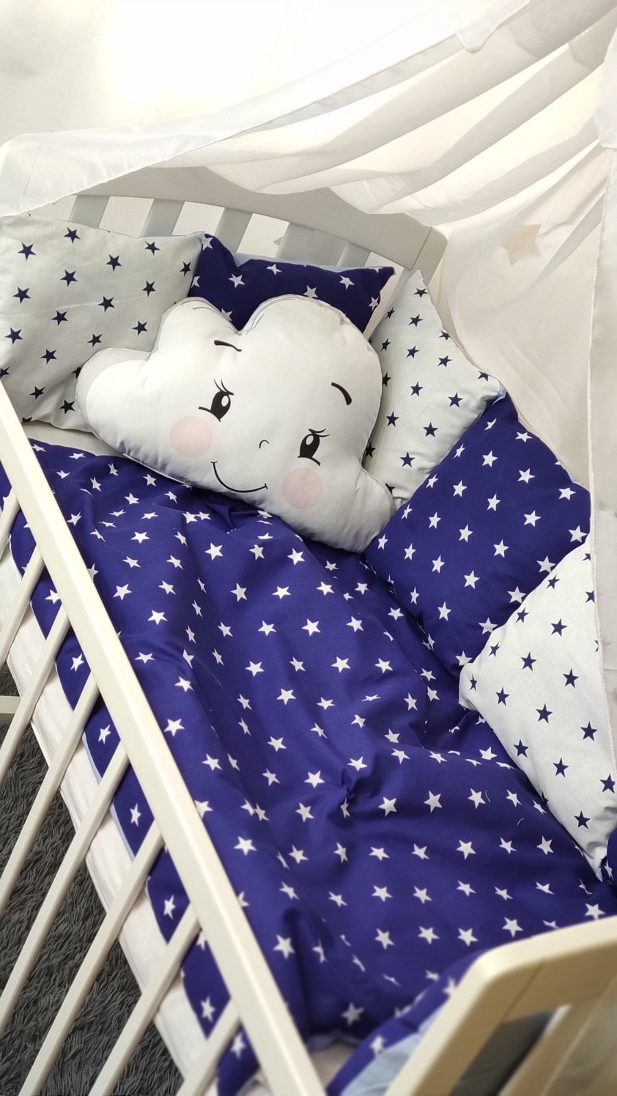 

Набор постельного белья в детскую кроватку Qvatro "Облачко": одеялко трансформируется в конверт NPB421