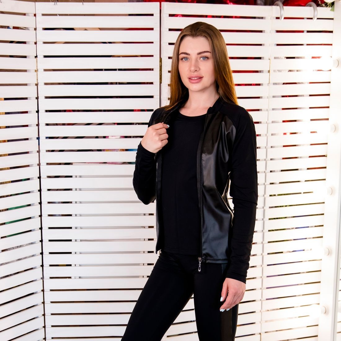 

Комплект FitU спортивный женский Classic Leahter Crop Long 3 in 1 black черный, Комплект FitU спортивный женский Classic Leahter Crop Long 3 in 1 black черный L