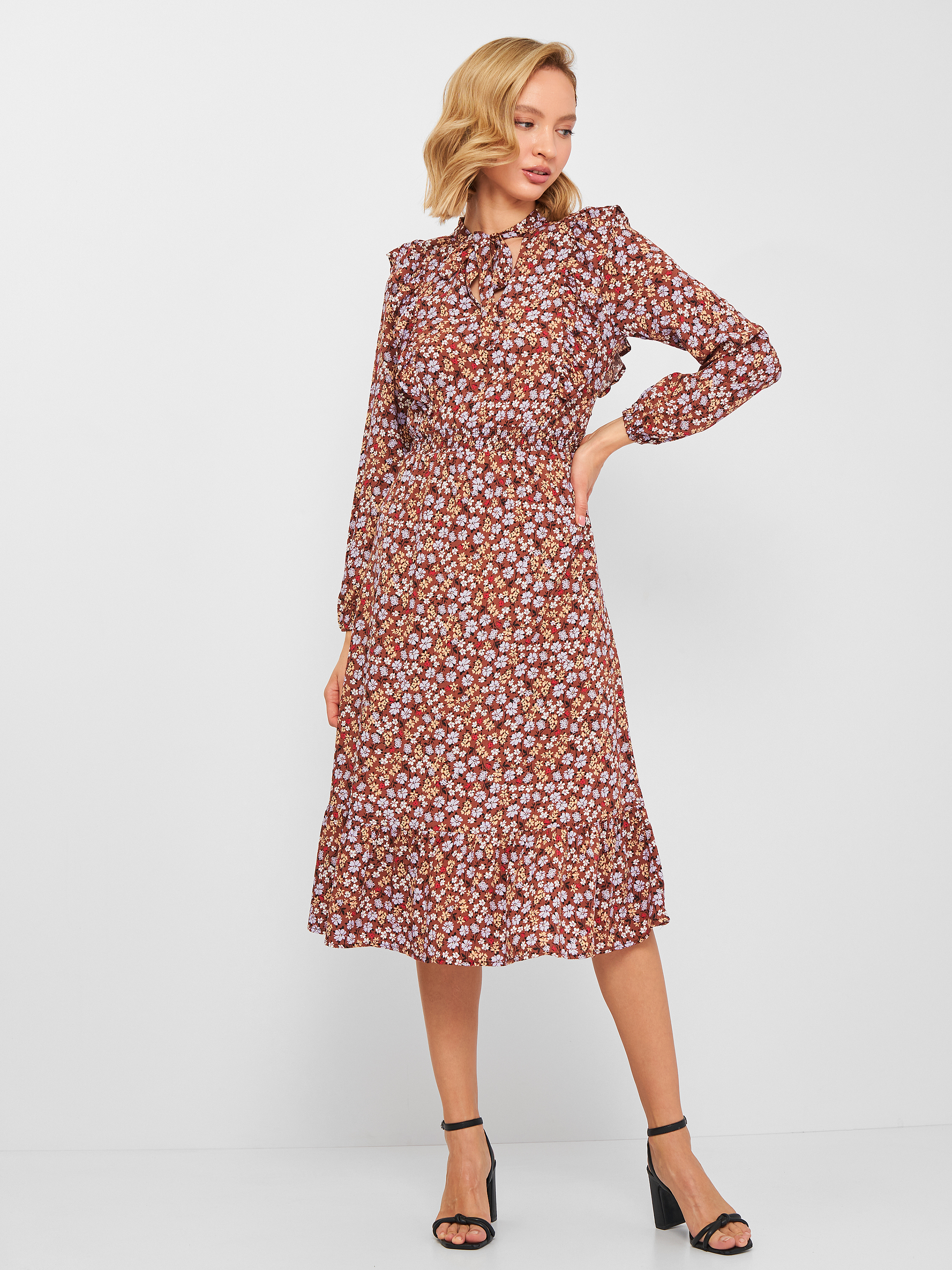 

Платье Stradivarius 6365/576/441 M Корчневое