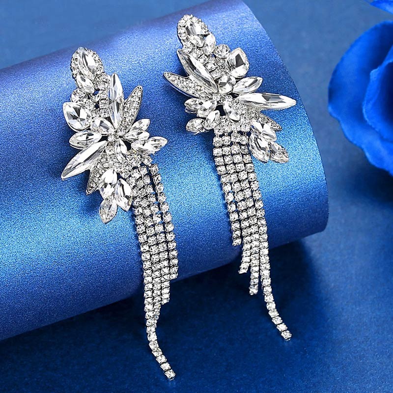 

Вечерние серьги с камнями Амелия 8044
