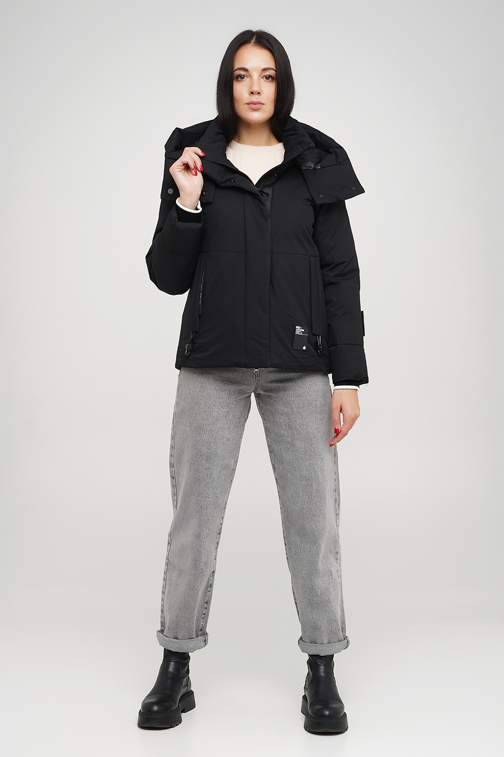 

Куртка зимняя Towmy 3370 черный 001 XL (р)