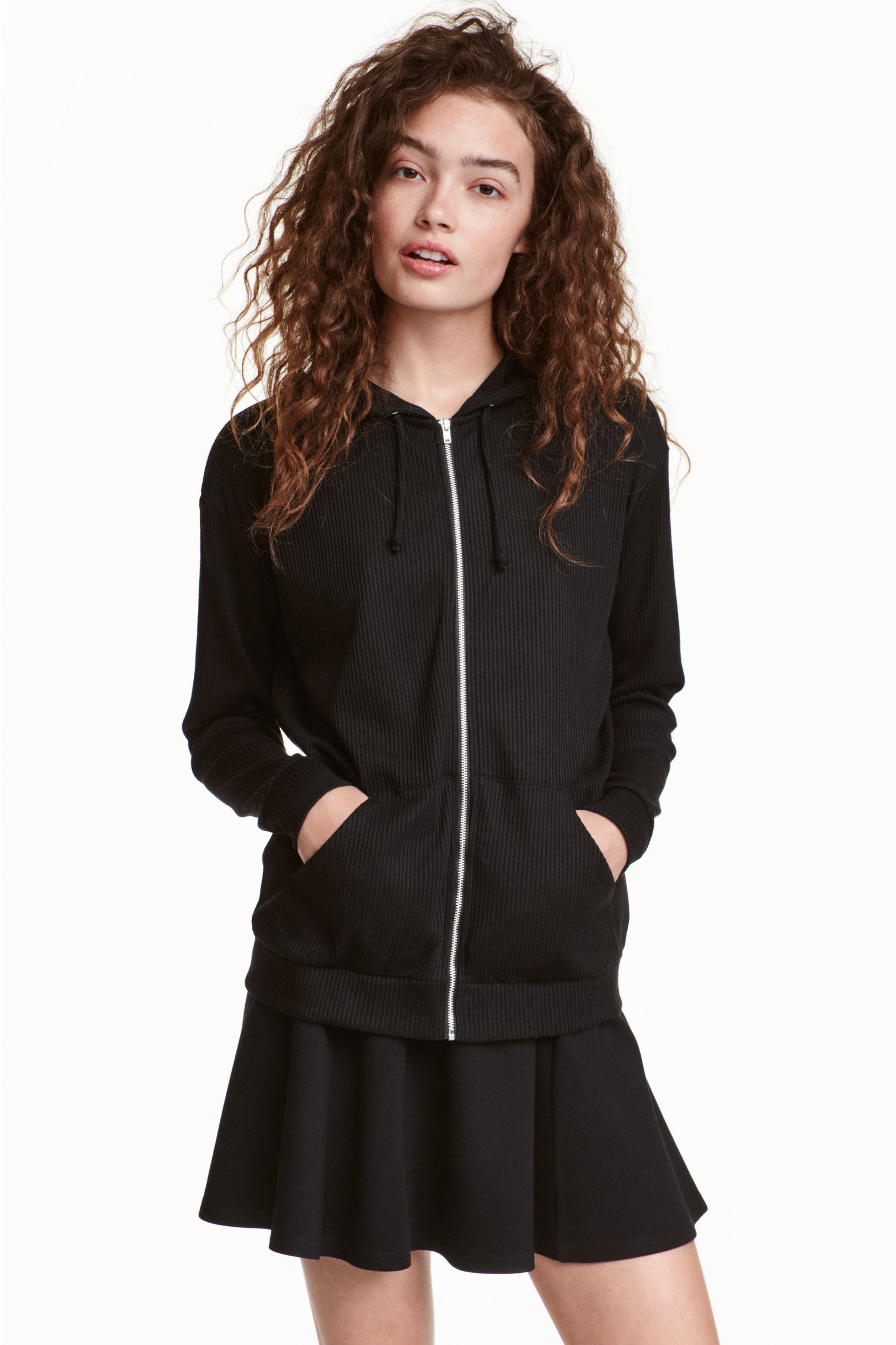 

Толстовка H&M S черный 4295664