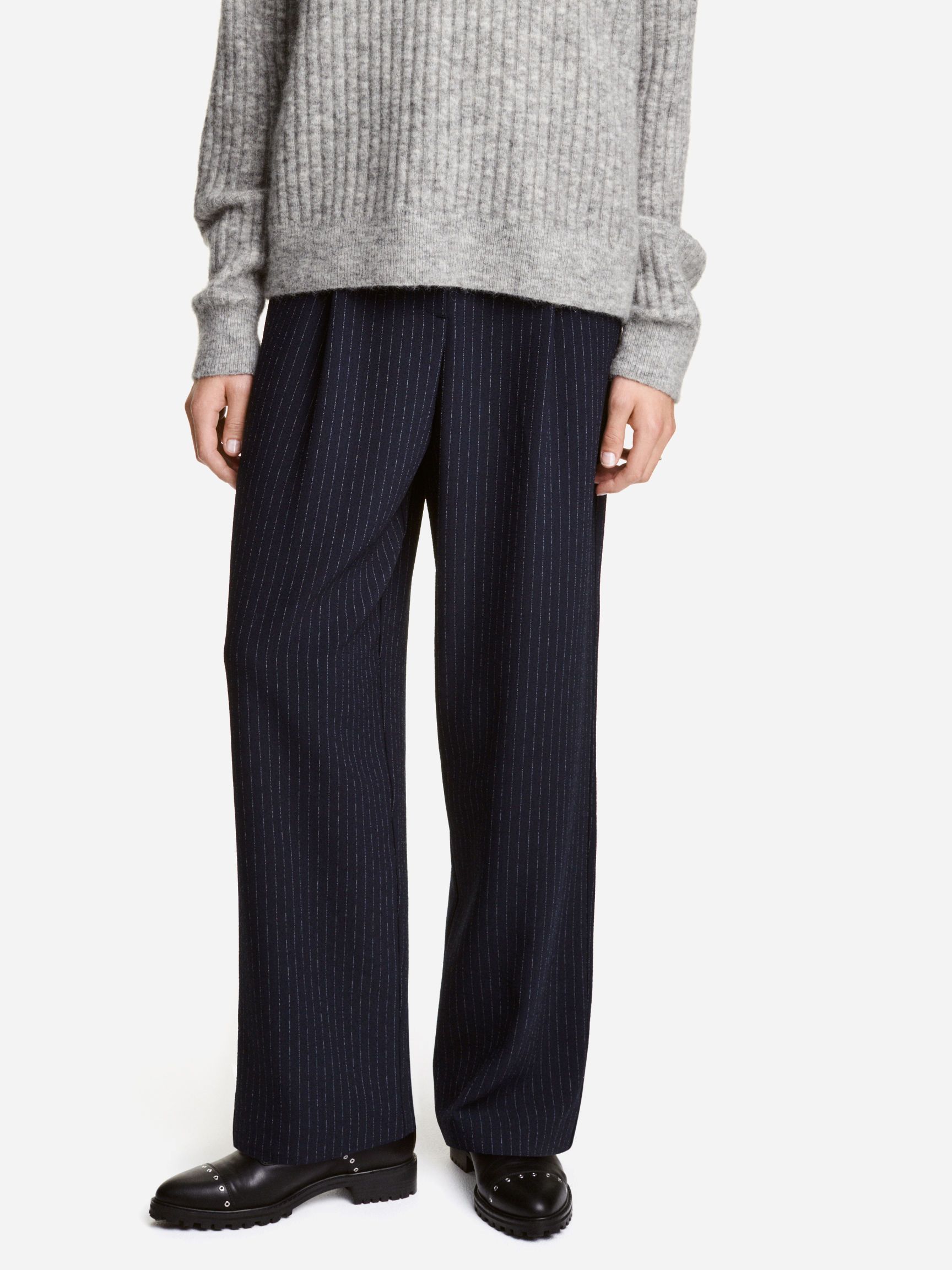 

Брюки H&M XAZ055373AZSH 36 Темно-синие с белым