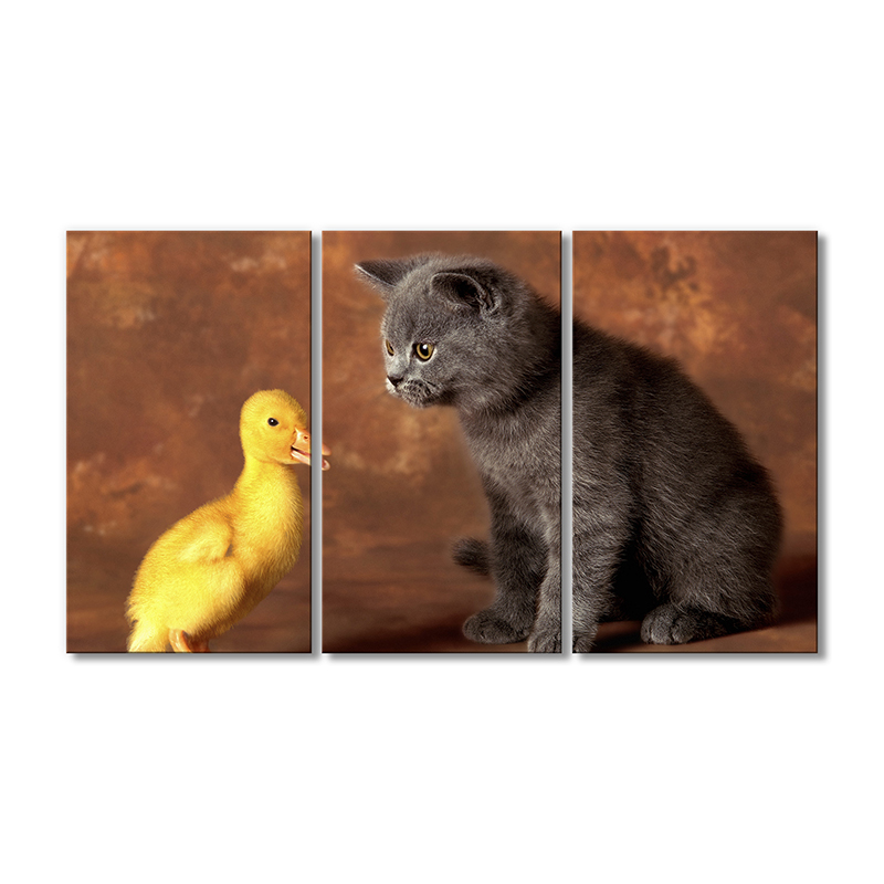 

Модульная картина Artel «Котик и утенок» 3 модуля 50x75 см