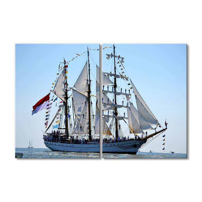 

Модульная картина Artel «Корабль с парусами в море» 2 модуля 90x135 см