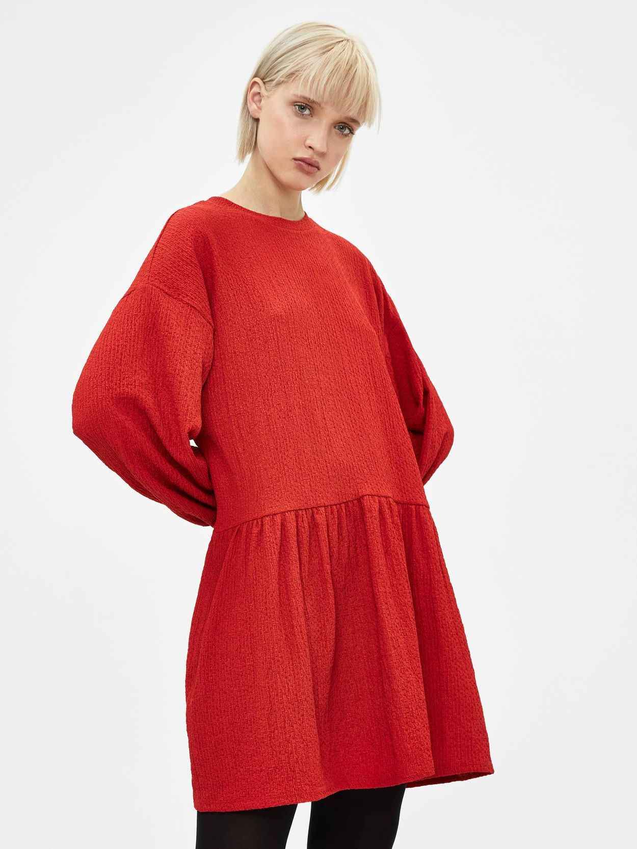 

Платье Bershka XAZ282621KLHD  Красное, Платье Bershka XAZ282621KLHD XS Красное