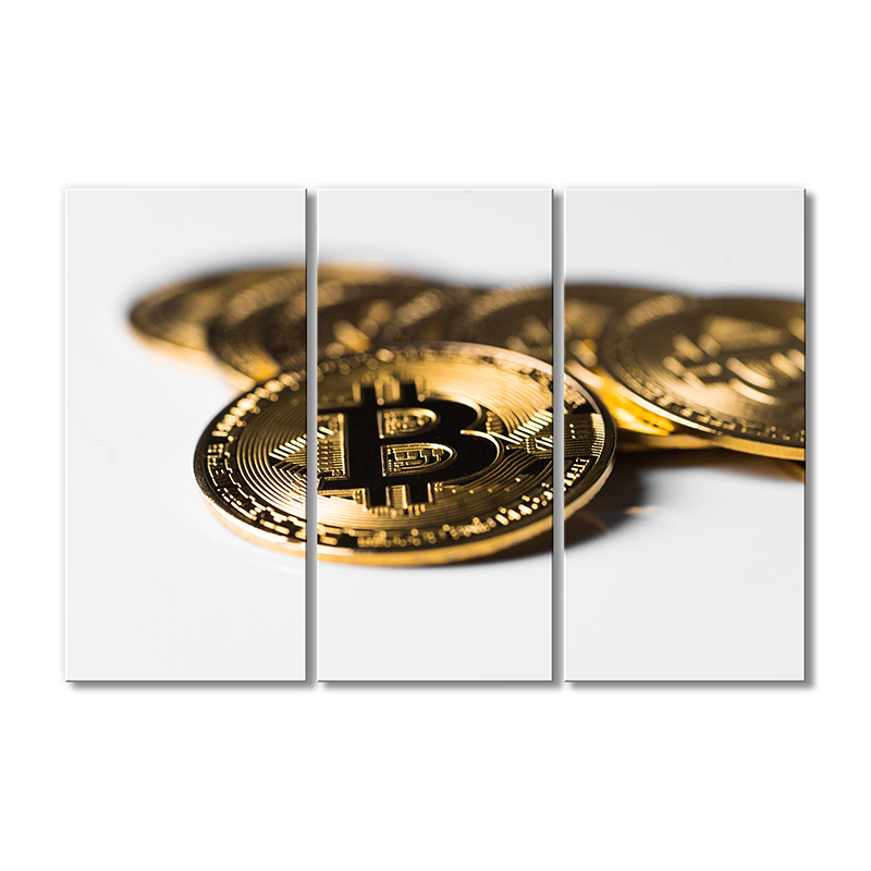 

Модульная картина Artel «Золотой биткоин» 3 модуля 120x180 см